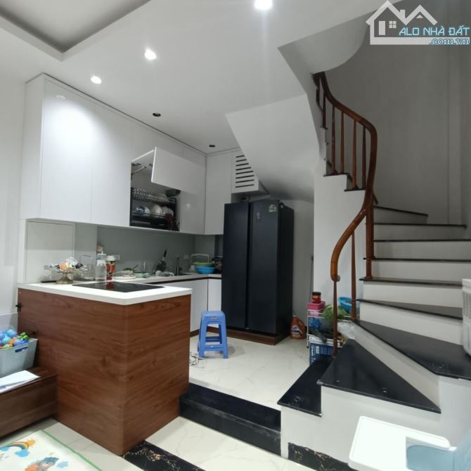 35M. 5 TẦNG.6,7 TỶ. NHÀ ĐẸP. GẦN PHỐ. FULL NỘI THẤT. Ở SƯỚNG. HÒE THỊ. PHƯƠNG CANH. - 2