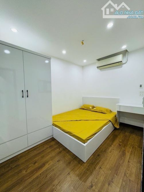 BÁN NHÀ ĐẸP Ở NGAY 3 NGỦ PHỐ 8/3 HAI BÀ TRƯNG - 70 M2-3,2 TỶ - 2