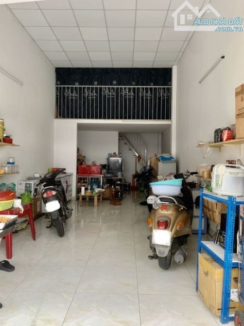 Âu Dương Lân P3Q8, 42m2, nhỉnh 4 tỷ, tương lai 2 mặt tiền - 2