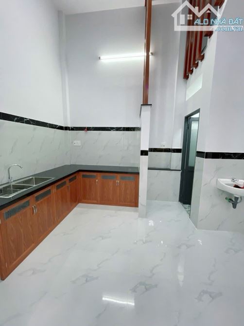 NHÀ HẺM Ô TÔ HÀN MẠC TỬ CÁCH BIỂN QUY NHƠN 300m - 2