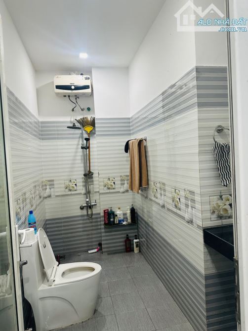 LÔ GÓC – MẶT TIỀN KINH DOANH SẦM UẤT – DŨNG SĨ THANH KHÊ – SÁT BIỂN NGUYỄN TẤT THÀNH - 2