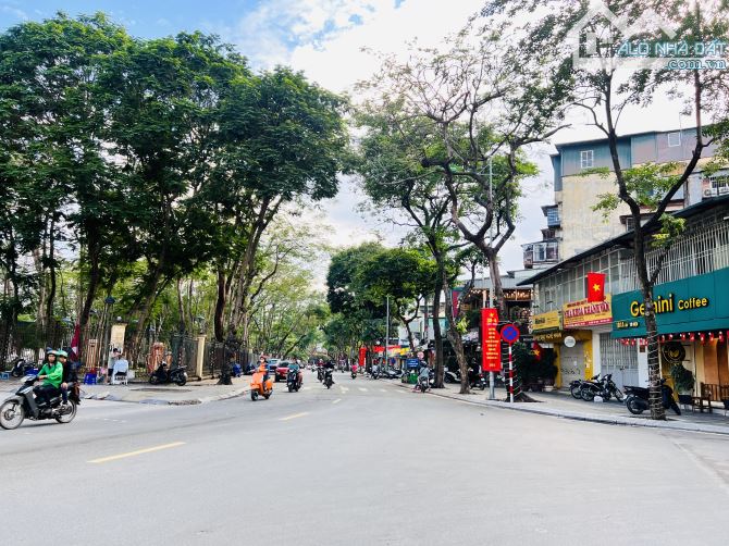 BÁN NHÀ PHÂN LÔ HOÀNG QUỐC VIỆT 90M²* MẶT TIỀN 4.8M, NGÕ THÔNG, Ô TÔ TRÁNH. - 2