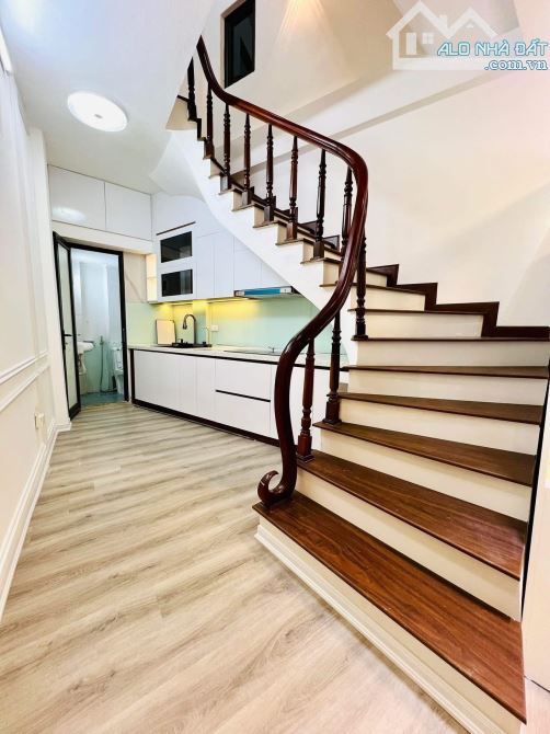 🆘🆘SIÊU GẦN PHỐ!15 M RA PHỐ -4 TẦNG ĐỘI CẤN - BA ĐÌNH-CHỈ HƠN 7 TỶ - 2