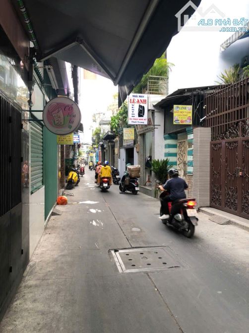 Bán CHDV 19 phòng - DT: 5m x 26m - Hầm + 6 Tầng - Giá: 23 Tỷ - 2