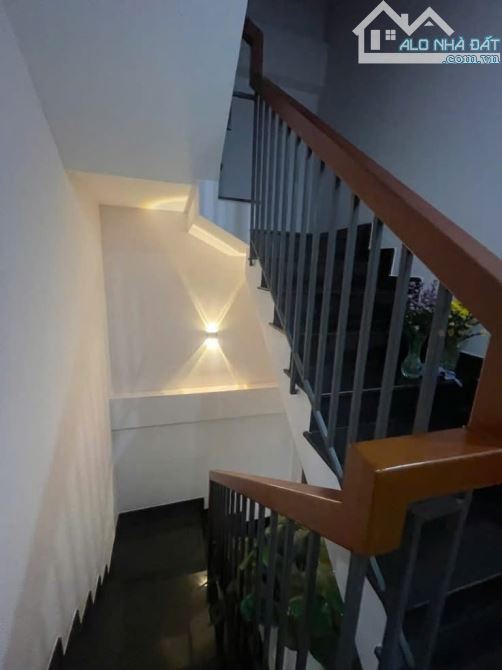 phố 5 tầng, ngay Khu Chế Xuất Tân Thuận, Hẻm ôto đậu trong nhà, 100m2, Nguyễn Văn Linh, Q7 - 2