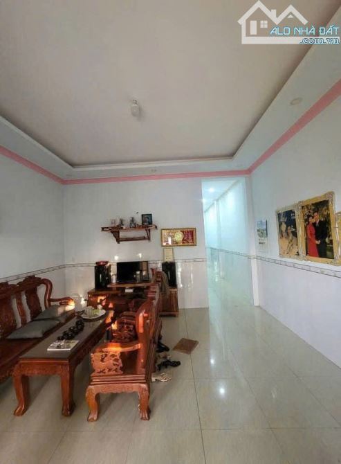 💥GẤP GẤP💥 BÁN NHÀ ĐỐI DIỆN TRƯỜNG THCS DT 100m2 GIÁ 725 TRIỆU SỔ RIÊNG - 2