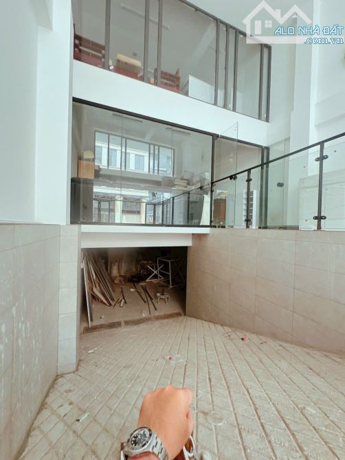 Toà nhà VP 6 tầng Trương Quốc Dung,P6,PN, dt khủng 5,9x25m chỉ 35 tỷ - 2