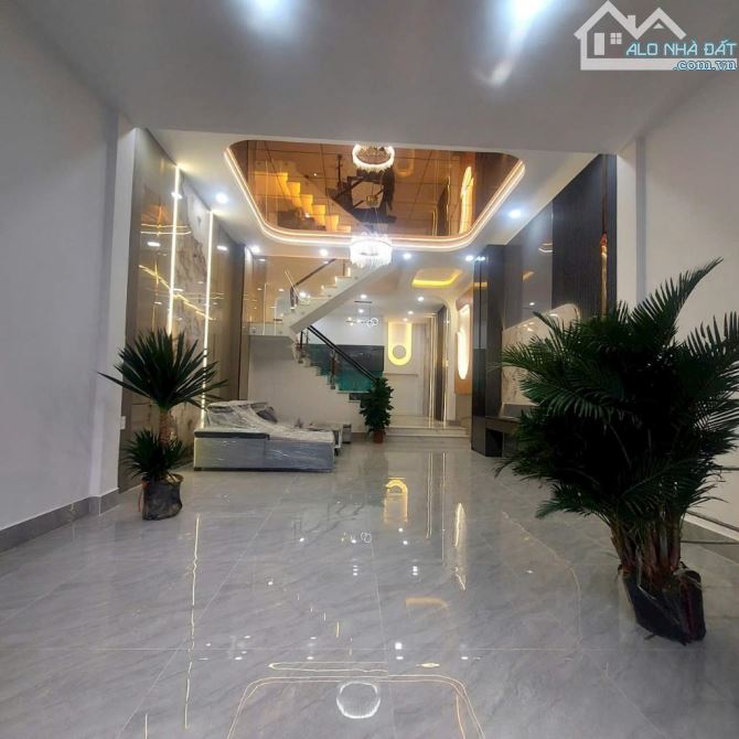 ✨ Bán nhà cực hiếm Nguyễn Thái Bình – 4.3x15.2m – 3 tầng – 4PN - 2