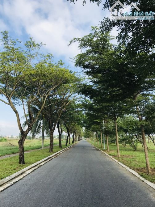 Lô đất FPT view kênh, mặt tiền ngang 8m. - 1