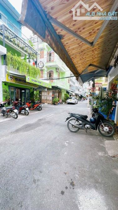 Nhà 2 tầng mặt tiền đường số 16, nhỉnh 5 tỉ - 2