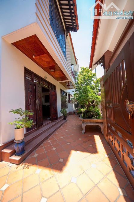 BÁN BIỆT THỰ CAO CẤP KQH KIỂM HUỆ – HÀ HUY TẬP, PHƯỜNG XUÂN PHÚ, TP. HUẾ – 224M² - 2