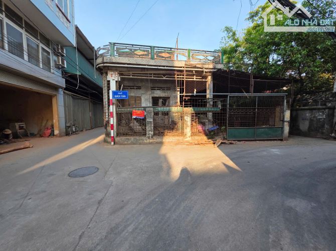 Diện tích: 97m² (mặt tiền rộng 6m) GIÁ 2 TỶ 

 rộng, thoáng – cực kỳ thuận lợi kinh doanh - 2