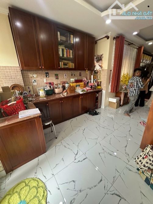 Bán gấp nhà đẹp ở ngay mặt tiền khu đường số, có Hầm, 130m2, 7T, ngang 6.5m, chỉ 25.7 tỷ. - 2