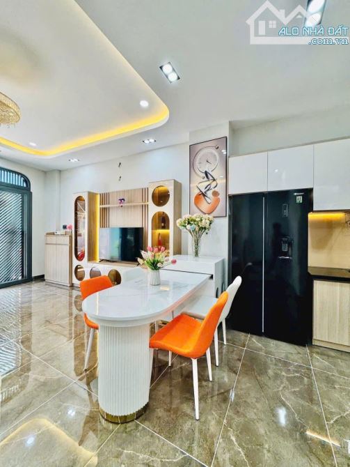 Chỉ 3 Tỷ 850Tr Cho Căn 65m2 Đường Võ Văn Tần, Quận 3. Nhà Hẻm 1/ OTO, Sổ Hồng Riêng - 2
