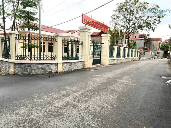 Bán nhanh siêu phẩm 77,8m2 trục chính Nhân Nội- Tân Tiến- Văn G - 2