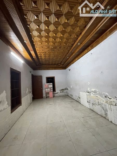 BÁN NHÀ C4 ĐẠI TỪ . 10 M RA Ô TÔ TRÁNH . MT 4,4 M . GIÁ 9,3 TỶ . ĐẸP NHẤT KHU VỰC - 2
