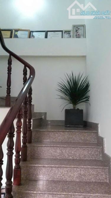 BÁN NHÀ ĐẸP NGUYỄN VĂN QUÁ – Q12, GẦN GÒ VẤP – HẺM XE HƠI 5M – 2 LẦU – GIÁ CỰC TỐT - 2