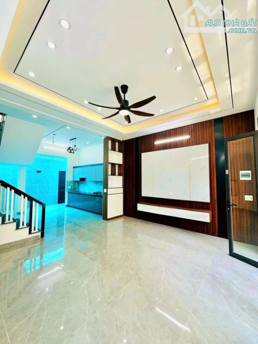 BÁN NHÀ 3 TẦNG NGÕ TRẦN NHÂN TÔNG - TP NAM ĐỊNH - 2