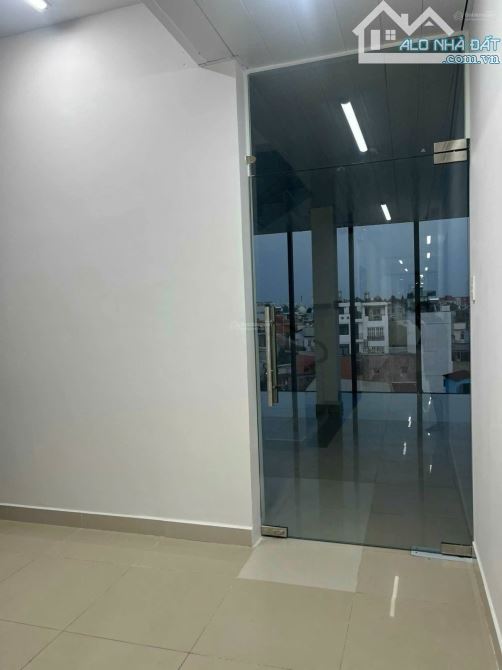 Bán Nhà MT Ngan 6m Khu Thăng Long Phường 4 Tân Bình Ngay Cửa Vào Ga T3 Chỉ 14 Tỷ TL - 2