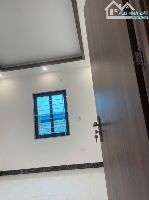 BÁN NHÀ 53M² X 3 TẦNG – GIÁ CHỈ NHỈNH 3 TỶ – CÁCH BẾN XE YÊN NGHĨA 4KM - 2