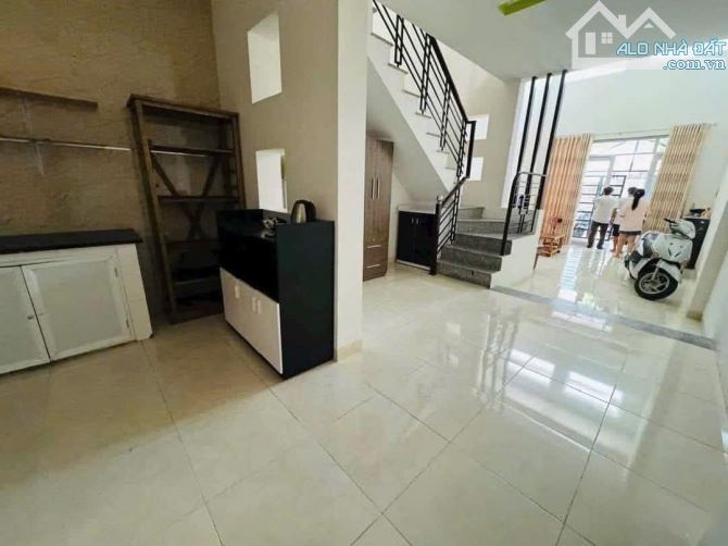 NHÀ CẤP 4 ĐƯỜNG A5( LÊ HIẾN MAI) VCN PHƯỚC HẢI 100M2 GIÁ 6,3 TỶ - 2