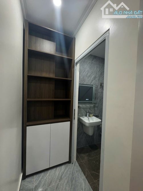 Cho thuê căn hộ 1 ngủ giá 6tr tại KĐT Waterfront - 2