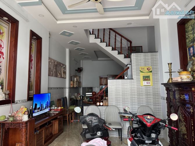 Bán nhà 4 lầu HXH tránh nhau ngay CĐ Công Thương- chỉ 6.x tỷ - 2