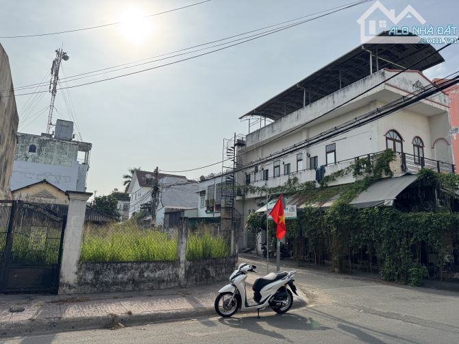 Ban đất đường Lê Văn Việt. 5 x 17 = 85m2. Giá 7.9 tỷ - 2