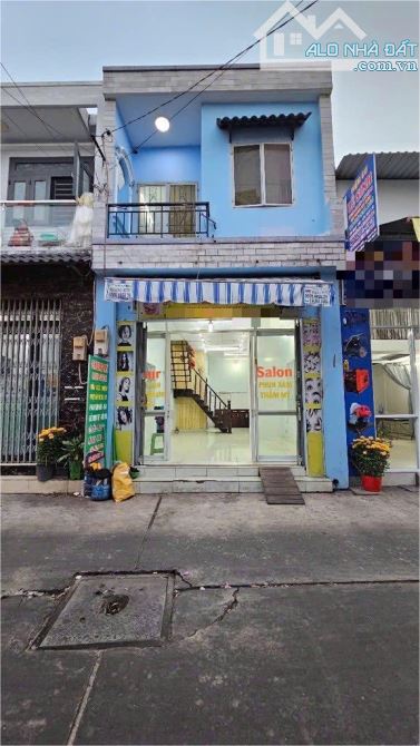 Mặt Tiền nhựa hẻm thông - Giá 1 tỷ 200 - DT 60,9m2 - Gần Chợ Bình Chánh ! - 2