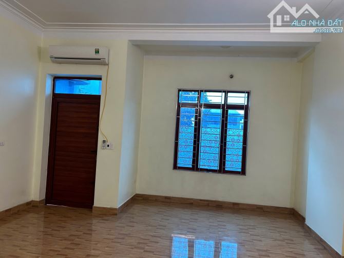Bán nhà 3 tầng khu Xuân Ổ B, làn 3 QL1A, P. Võ Cường, TP. Bắc Ninh. Giá 6.8 tỷ - 2