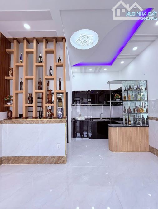 Bán Nhà Hẻm OTO Đường Lê Văn Sỹ (Phú Nhuận), 2 Lầu, DT 67M2 Giá 3 Tỷ 520Tr. Sổ Hồng Riêng - 2