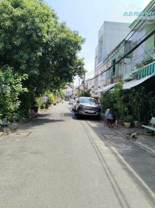 HẺM OTÔ TẢI ÂU CƠ  TÂN PHÚ – DT: 133M2 NGANG 8M – NHỈNH 12 TỶ - 2