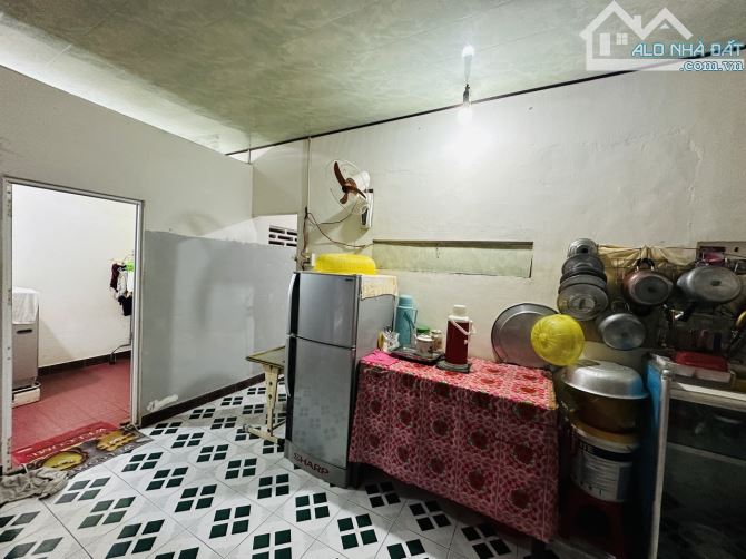 Bán đất chiều ngang 8,18m tặng nhà mặt tiền đường Dương Vân Nga - Phường Vĩnh Hải - 2