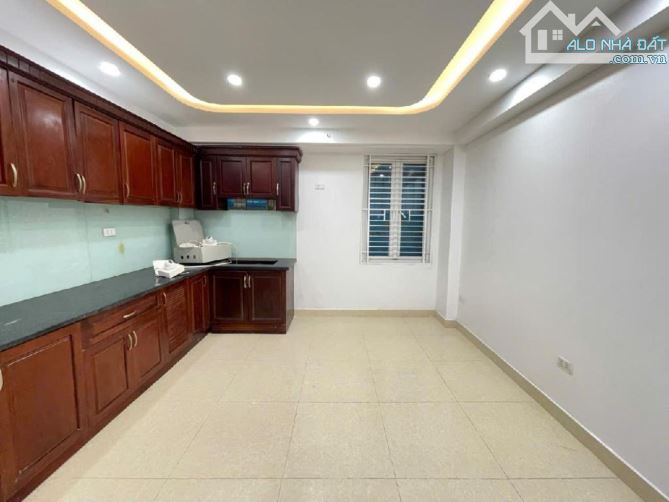 NHÀ ĐẸP 6tầng THANG MÁY - Phố Nguyễn Đình Chiểu - TRUNG TÂM QUẬN HAI BÀ TRƯNG CHỈ nhỉnh 12 - 2