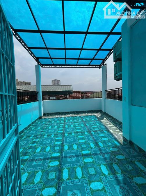 Nhà hai mặt thoáng vĩnh viễn, 6 phòng ngủ khép kín, diện tích rộng, gần phố, giá 6.9 Tỷ. - 2