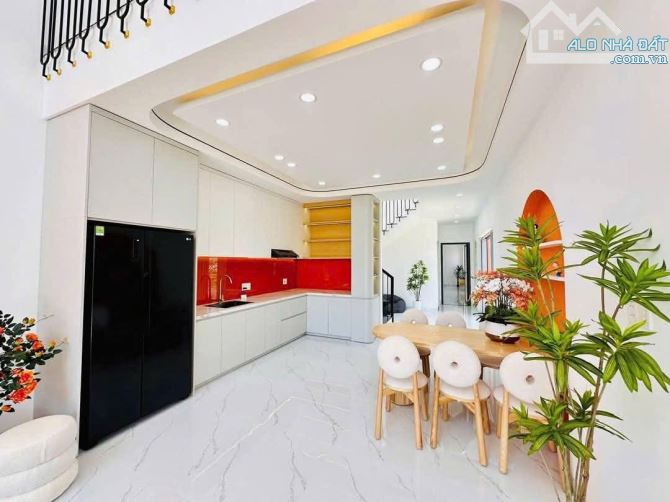 Nhà 2 tầng khu dân cư 19/5 phường Eatam - 2
