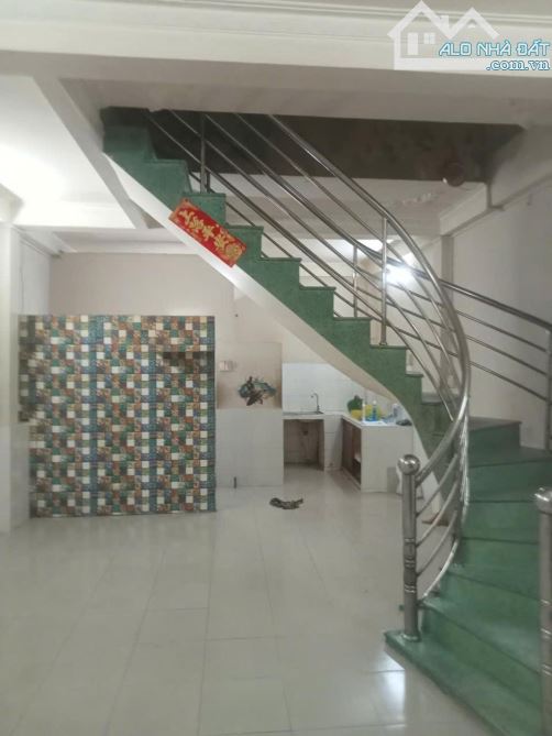 BÁN NHÀ NGUYỄN THỨC ĐƯỜNG 4.6x10m 2 TẦNG HXH CHỈ NHỈNH 4 TỶ. - 2