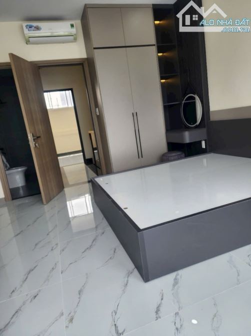 Bán nhà mới ở ngay , kế cầu Him Lam , nhà đẹp , vuông vức , full nội thất cao cấp , 6.2 tỷ - 2