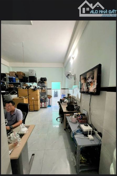 Nhà 3 tầng phường tân thới nhất quận 12 95m² ô tô ngủ trong nhà giá 8ty2 - 2
