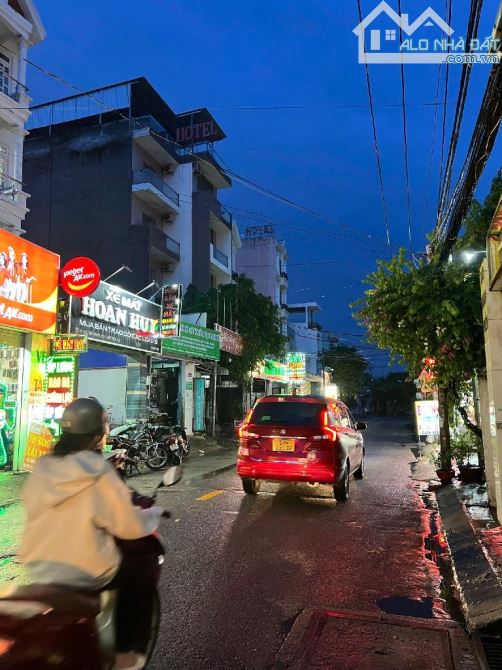 Mặt tiền lê văn Khương. Nhà 3 tâng. 3PN. 63m2. King doanh tốt giá 6 tỷ x - 2