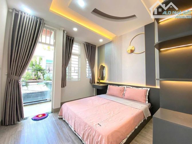 Siêu Phẩm Nhà Đẹp Bán Gấp đường Hồ Thị Kỷ, phường 1, Quận 10 giá 3 tỷ 090 / 52m2- 3 tầng - 2