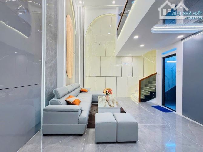 GIẢM SÂU HƠN 200 TRIỆU, NHÀ ĐƯỜNG CÔ BẮC, PHƯỜNG 1, PHÚ NHUẬN - GIÁ:4TỶ550/73M2. SHR - 2