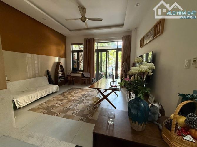 🚨 SIÊU PHẨM TRUNG TÂM SƠN TRÀ - MẶT TIỀN ĐƯỜNG 5M5 – NHÀ 3 TẦNG ĐẸP MÊ LY  – GẦN VINCOM – - 2