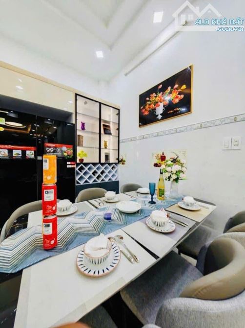 Bán nhà Tạ Quang Bửu, Q8 ,giá: 2 TỶ 360TR tỷ/65,8m2, sổ riêng, kinh doanh sầm uất - 2