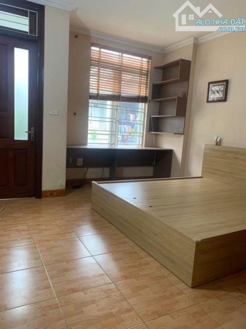 CẦN TIỀN BÁN GẤP NHÀ PHÂN LÔ ĐẤU GIÁ NGÔ THỊ NHẬM-NGAY CHỢ -KINH DOANH,DT 48M-5 TẦNG - 2