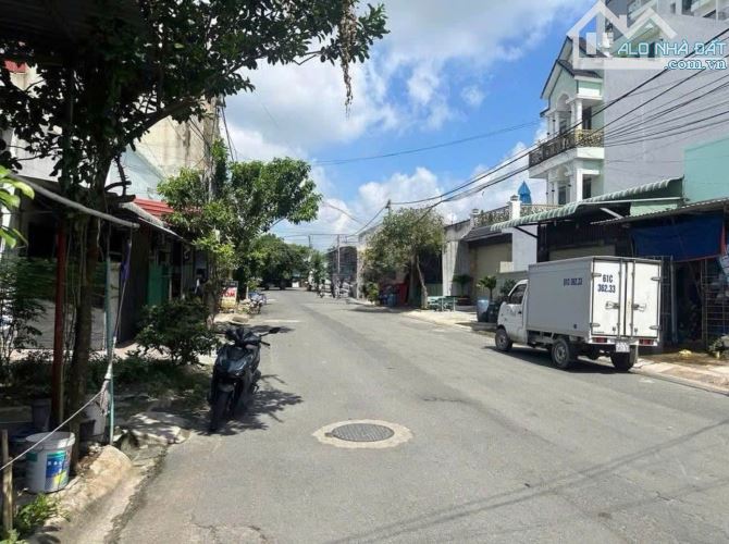 Bán gấp lô đất mặt đường nhựa đẹp 115m2 ở tân thông hội giá 690 triệu - 2