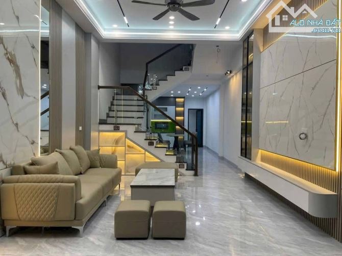 Bán nhà 4 tầng thiết kế hiện đại ngõ phố phường Tân Bình TPHD - 2
