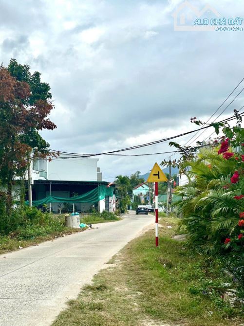 Diên Phú Thôn 1 Mặt Tiền Liên Xã 90m2 Đường 2 oto né nhau Giá đầu tư - 2