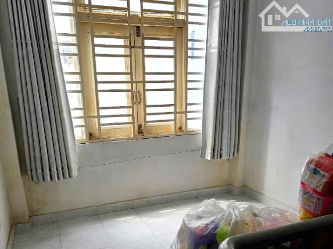 Bán nhà Quận 5, 1 lửng 1 lầu 1 sân thượng hẻm Trần Bình Trọng - 2