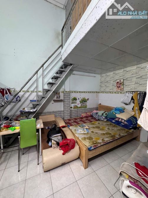 Bán nhà Vườn Lài-Tân Phú- sát đường xe hơi-90m2-6,6 tỷ - 2